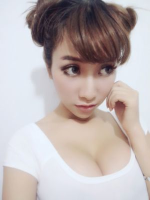 亚洲中文久久精品日韩伦理_日韩在线播放专区