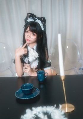 18女生粉嫩小泬肏出水视频_普通话在线观看